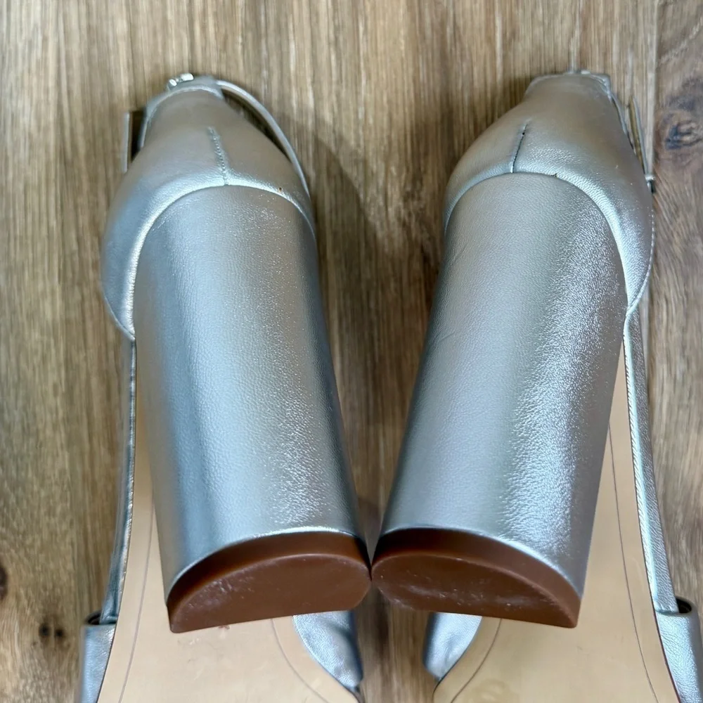 SAM EDELMAN Yancy Silver Block-Heel Crossover Sandals - Size 8 LNC